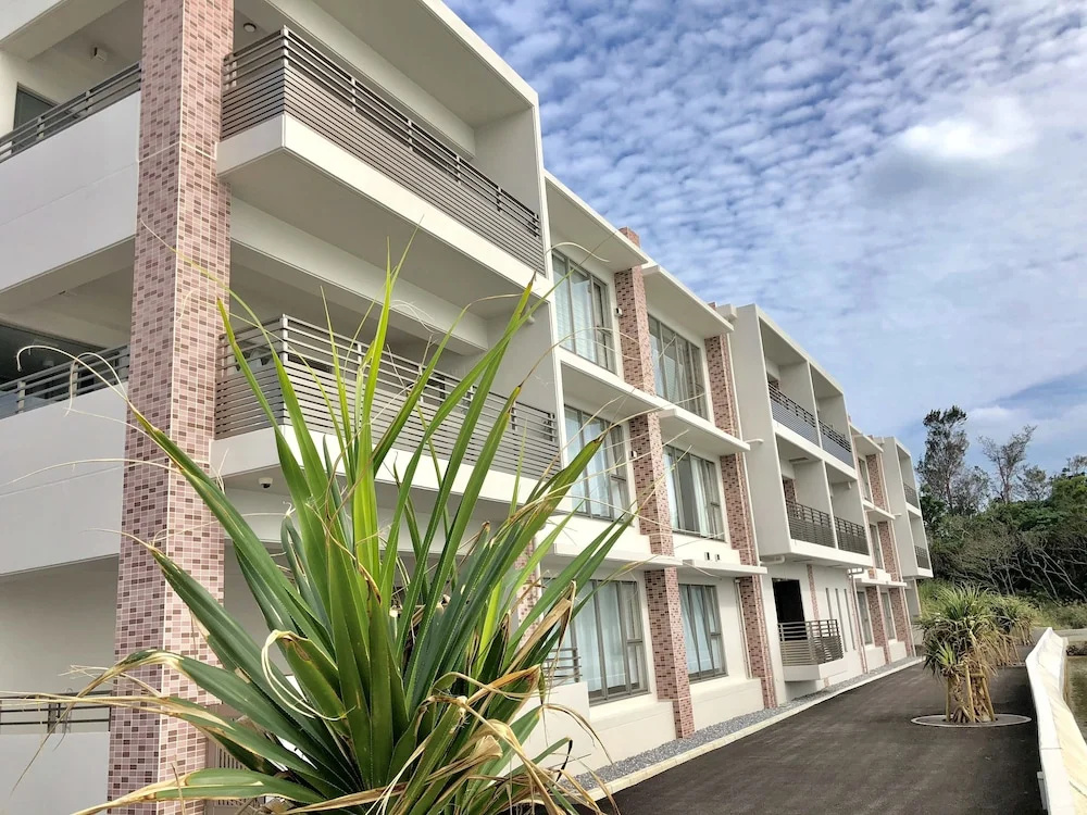 Lara Court Seaside Yagaji