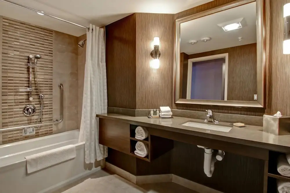 DoubleTree by Hilton Hotel West Edmonton - Chambres