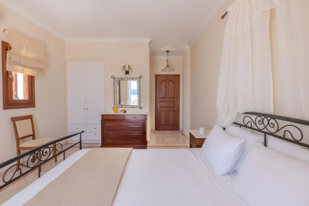 Epavlis Hotel & Spa — 4