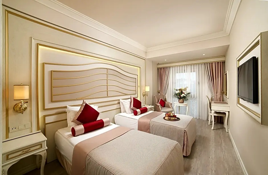 Deluxe Double room (twin beds)