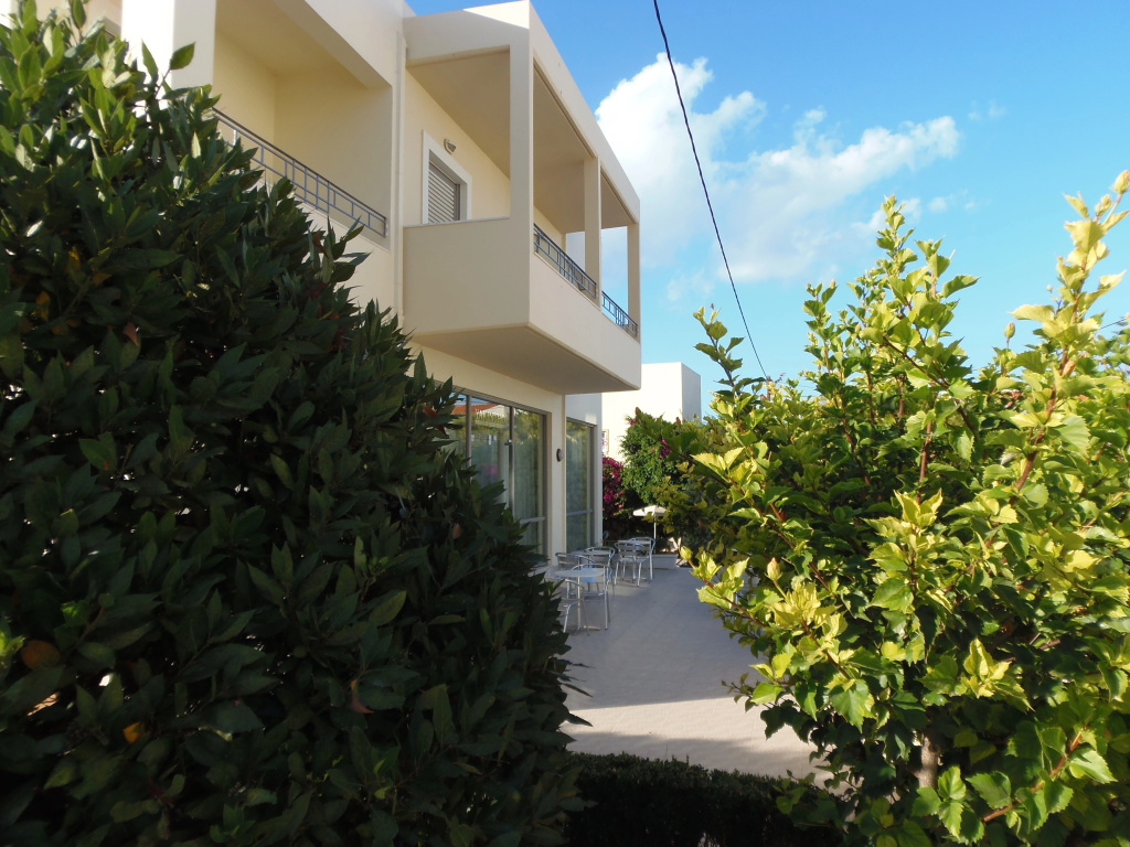 Atlantica Yakinthos, ,