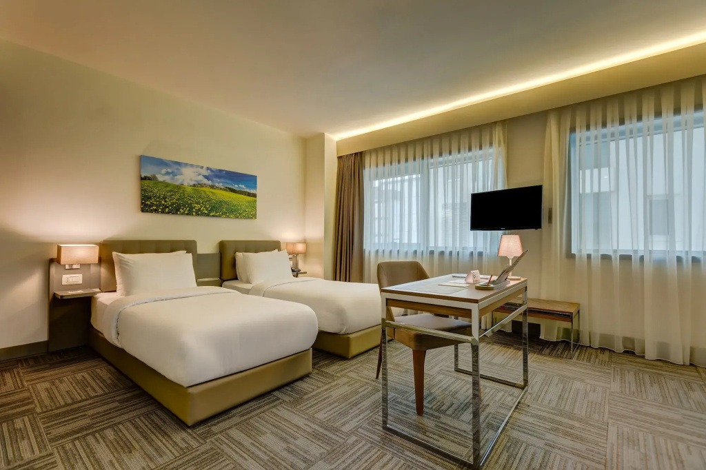 Отель Plus Hotel Bostanci Atasehir в Стамбуле