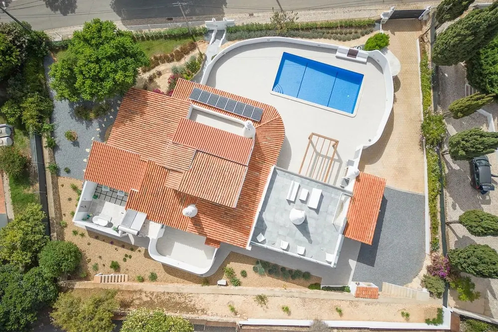 Lavanda Magnificent Five Bedroom Villa in Carvoe