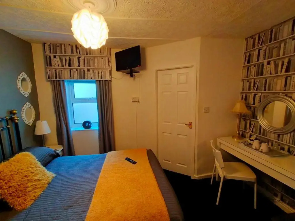 Standard Double room (full double bed)