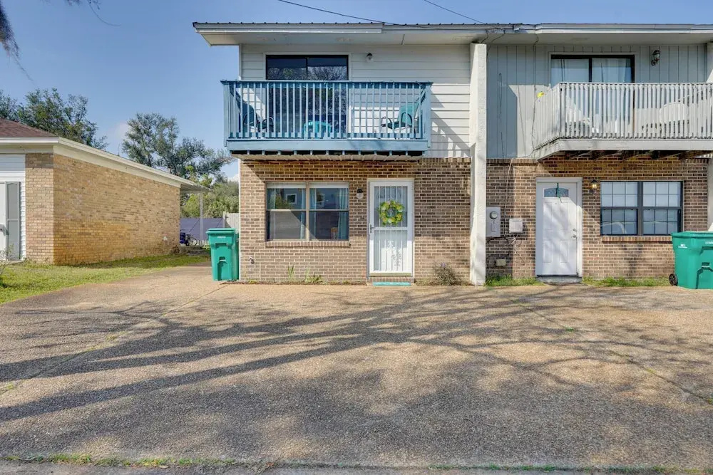 Panama City Townhome w/ Balcony, Water Views!