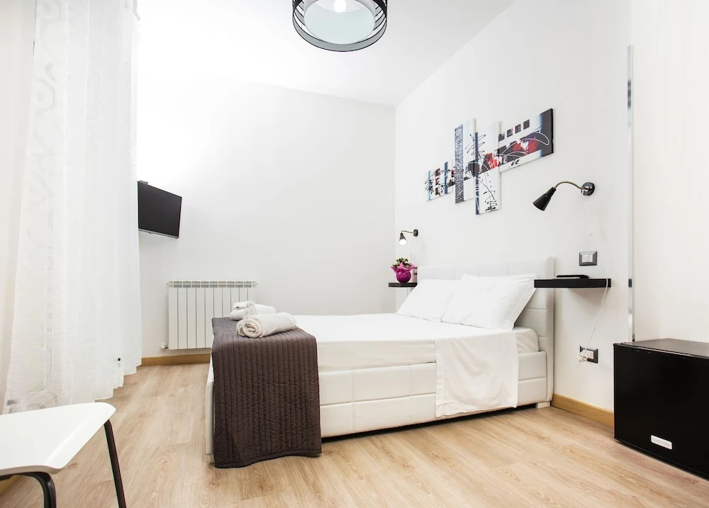 Economy room
