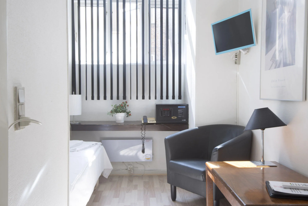 Hotel photo 11