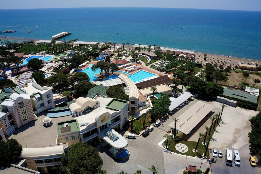 Beach & Waterfront