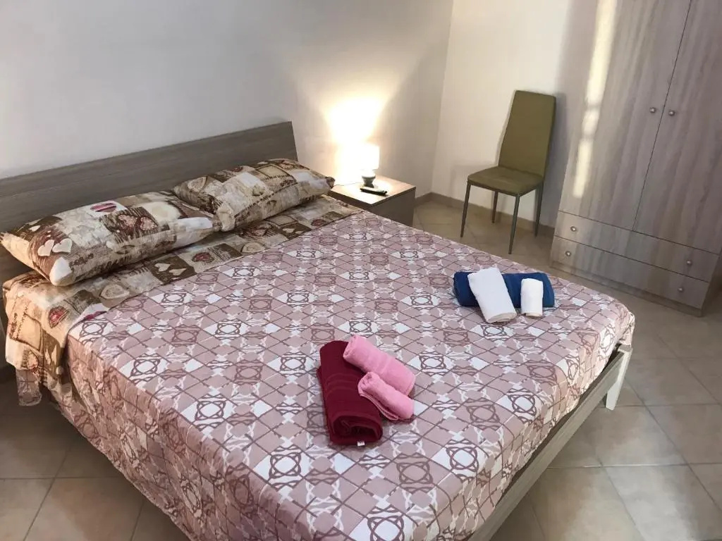 Standard Double room with garden view (full double bed)
