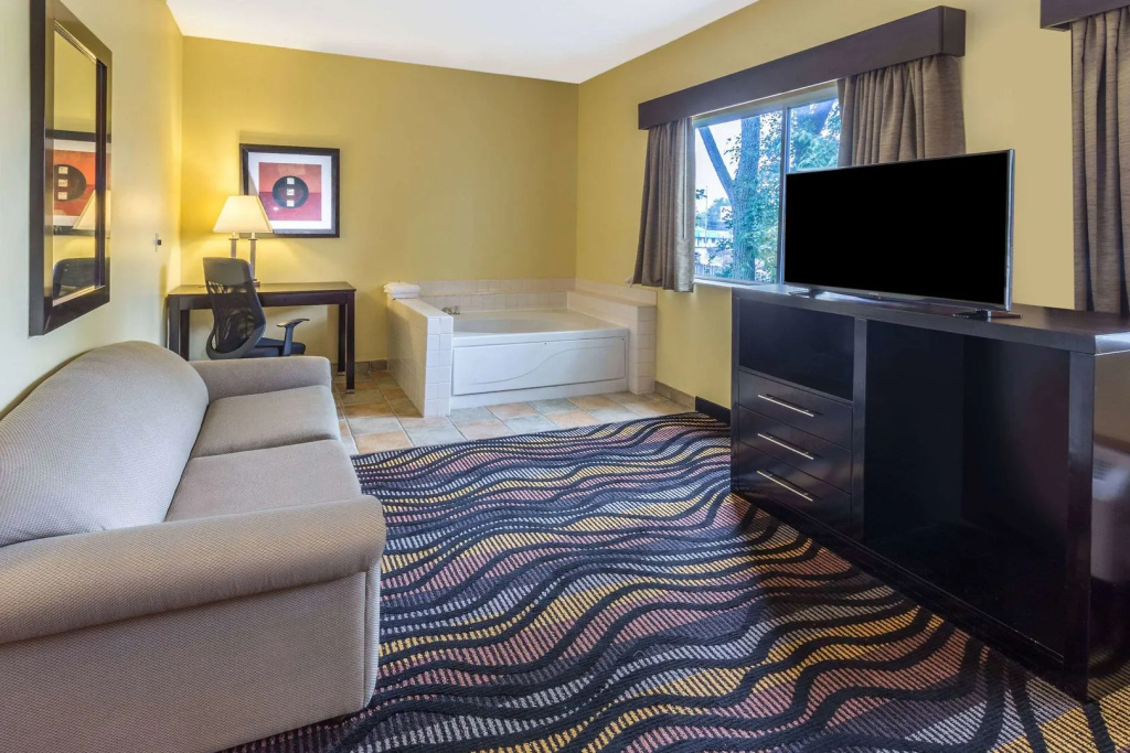 AmericInn by Wyndham Streator - Général