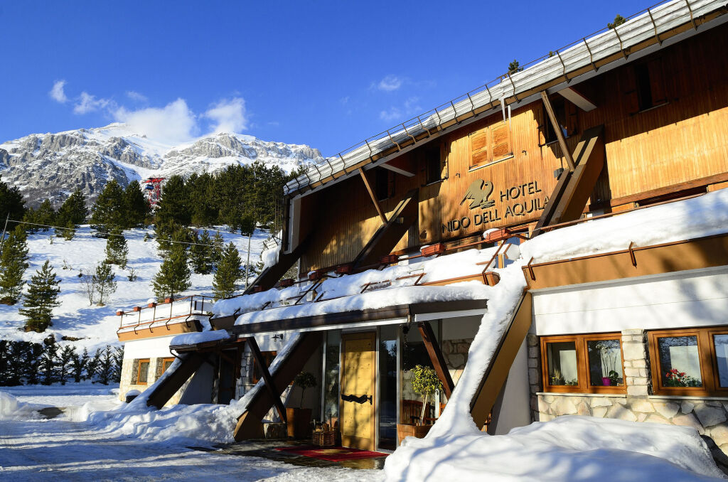 Hotel Eagle's Nest by null