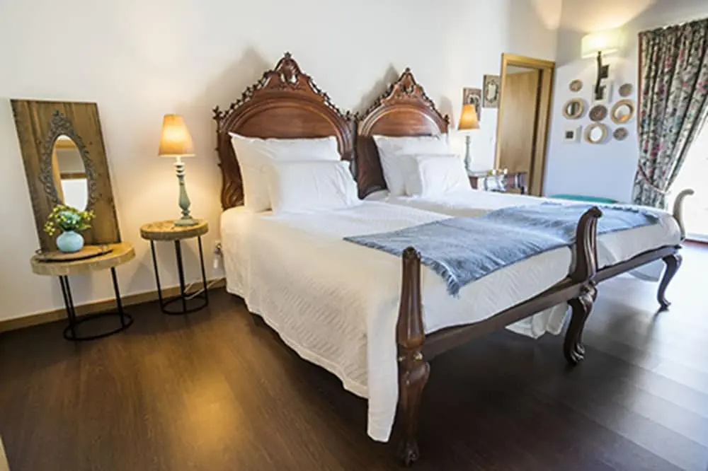 Deluxe Suite with balcony