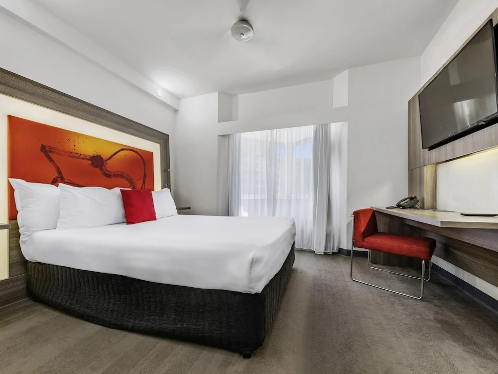 2 Bedrooms Triple Apartment