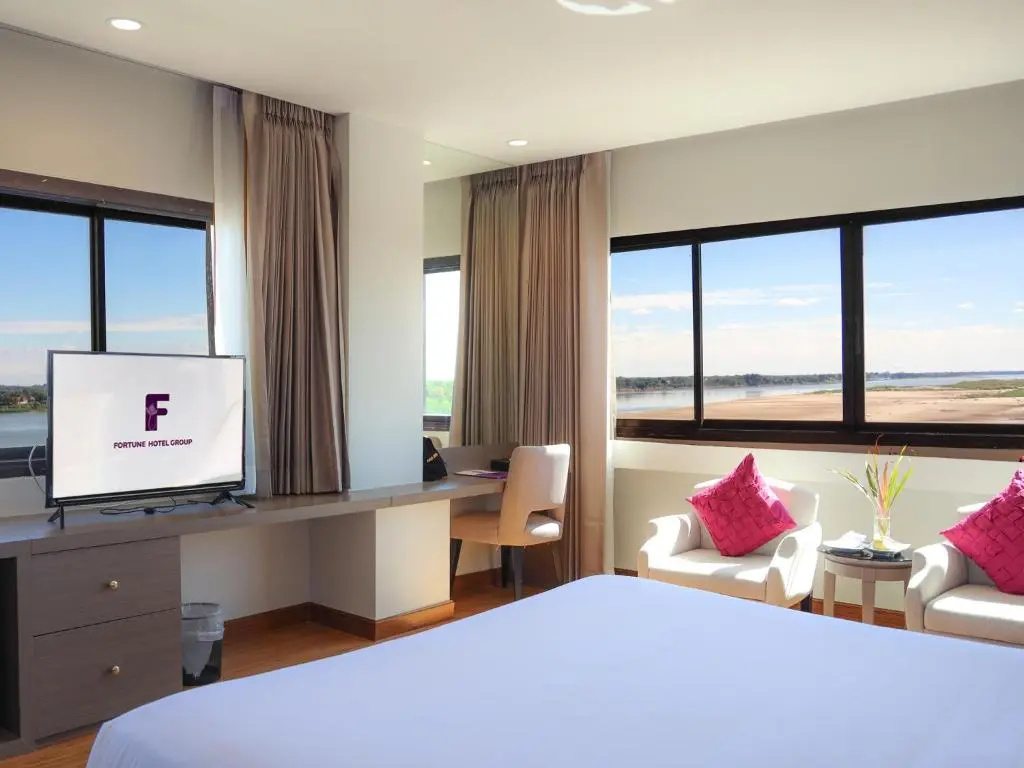 Fortune River View Hotel Nakhon Phanom - Chambres