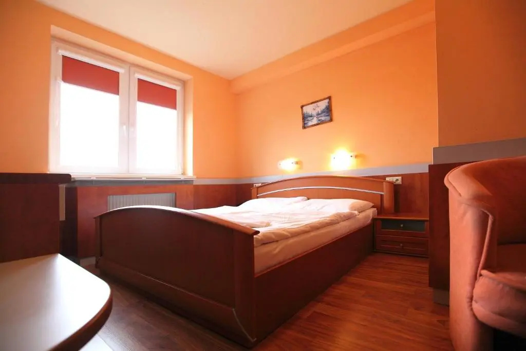 Economy room