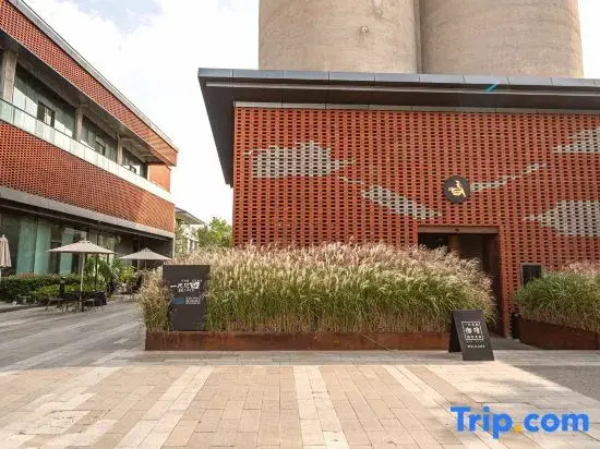Zhu Li Moon Light Cloud Guest House (Zhujiajiao Branch)