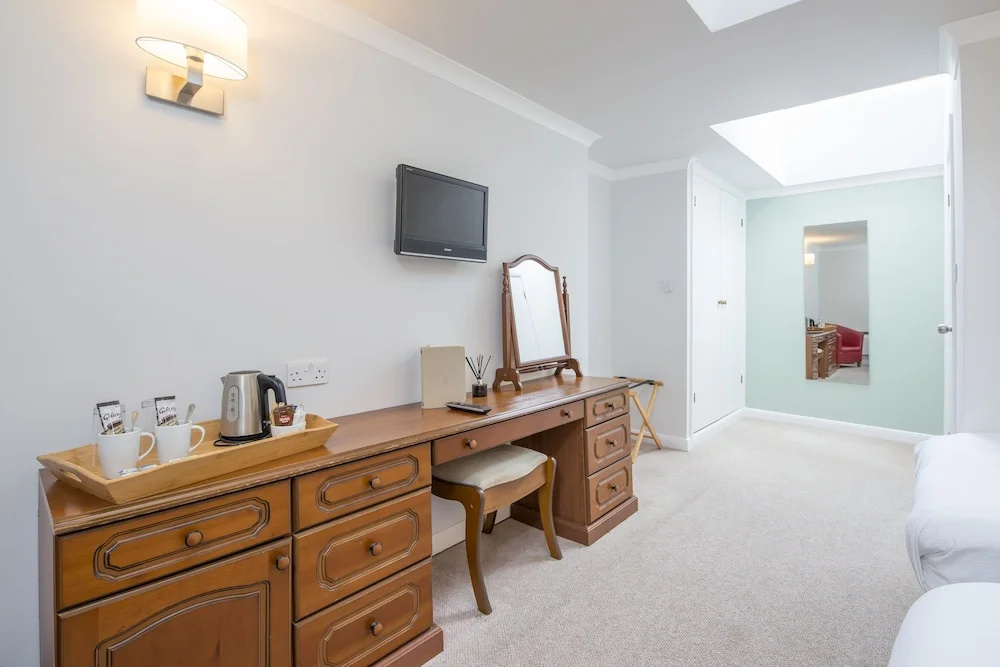 Trewern Arms Hotel - Chambres