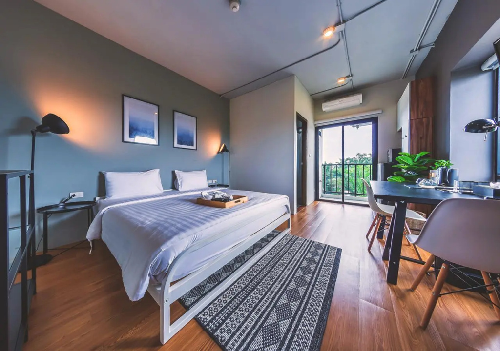 Deluxe Apartment