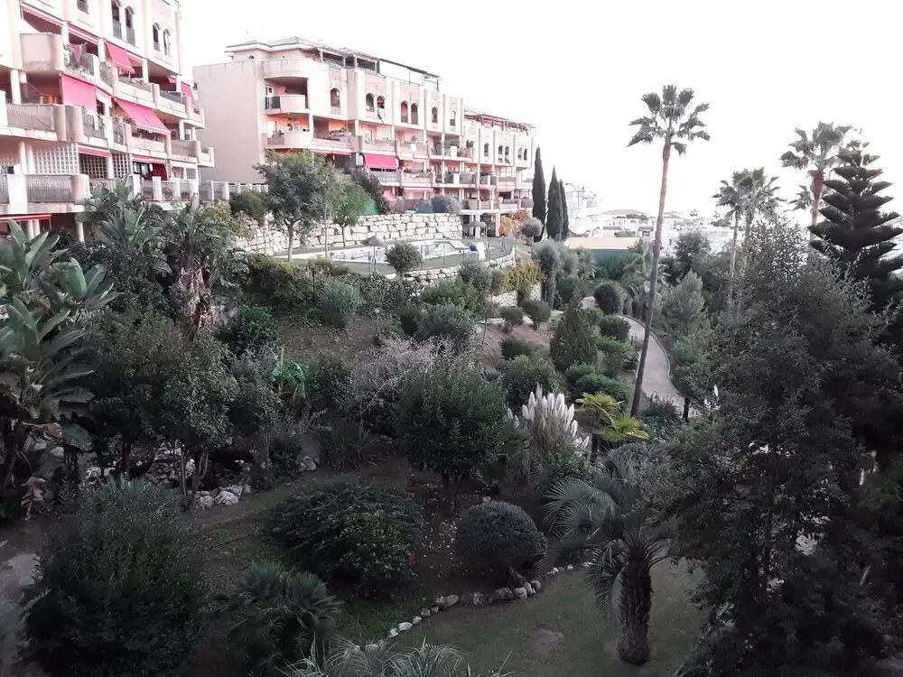 Apartamento en zona de golf y playa
