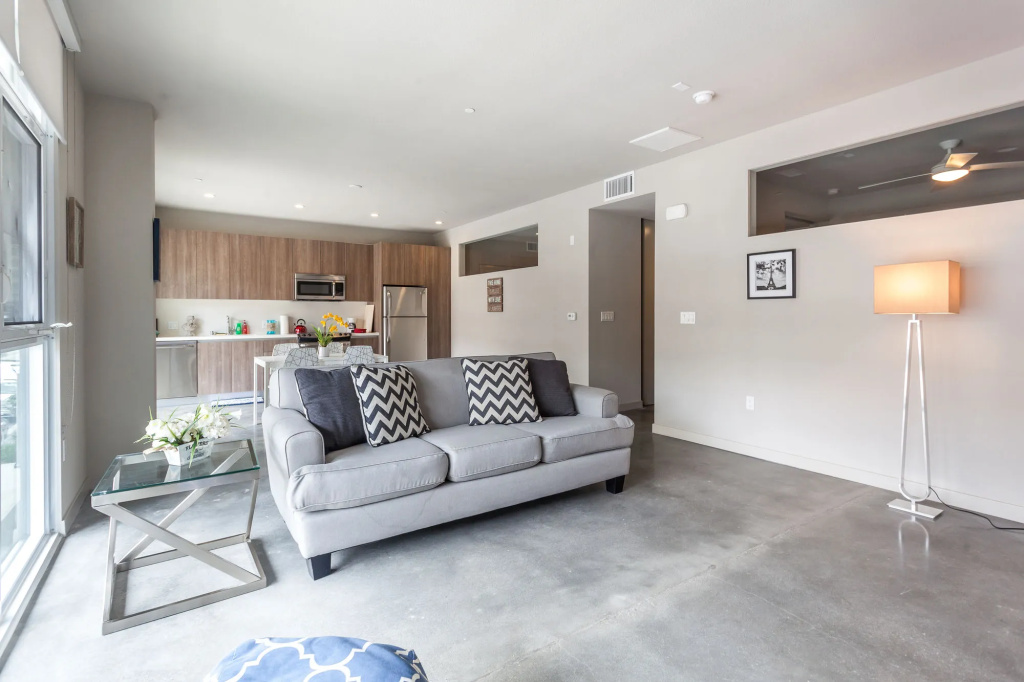 Tripbz 8th and Grand Suites - Général
