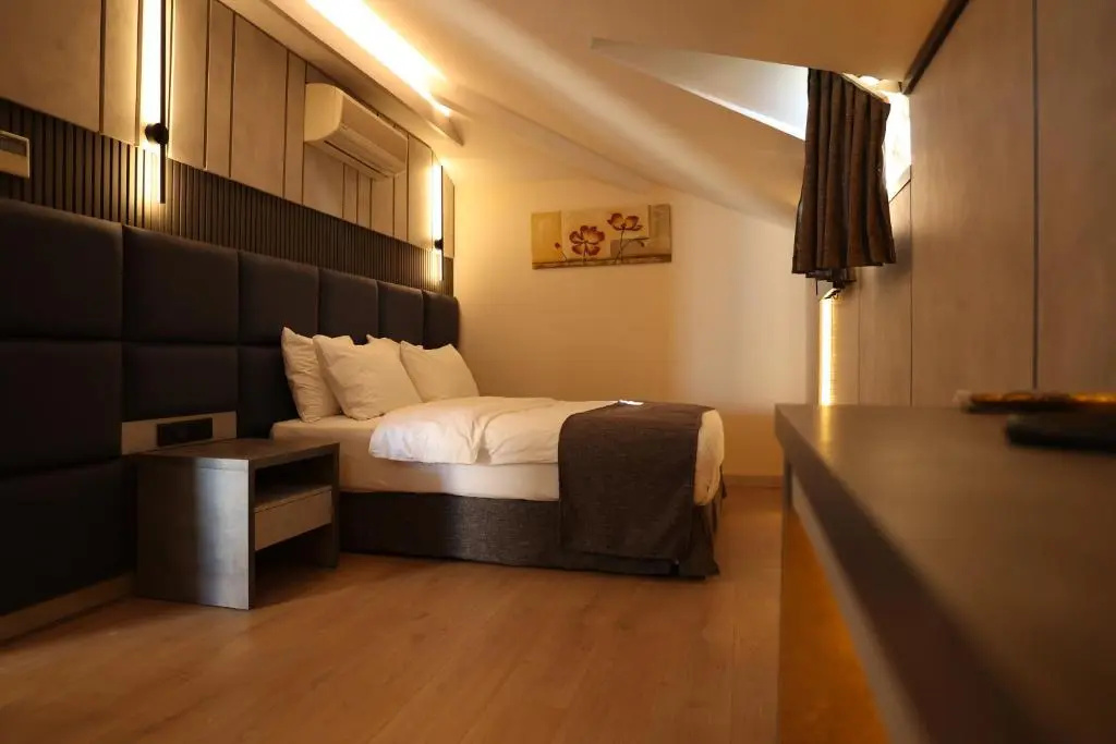 Suite with balcony