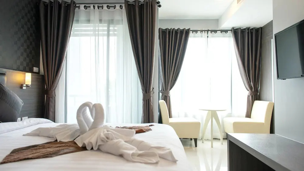 Двухместный номер Superior с видом на город двуспальная кровать в Picnic Hotel Bangkok