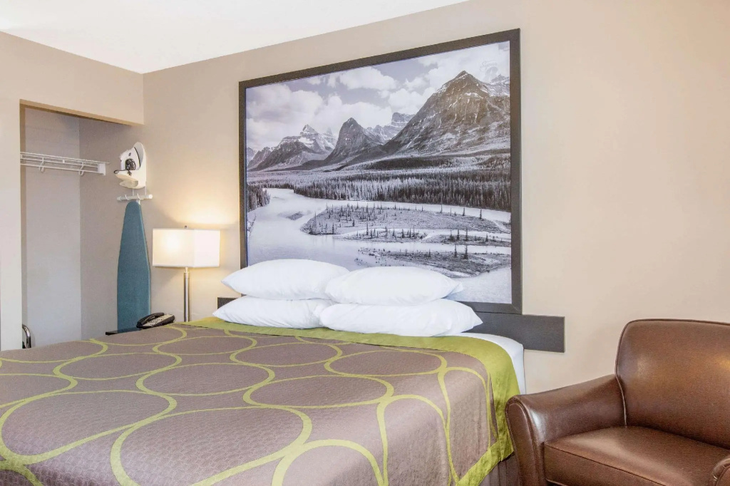 4 Bedrooms Double Apartment (full double bed)