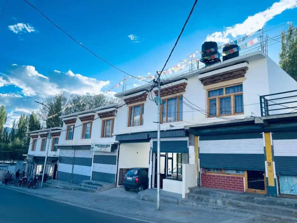 Semnet Guest House