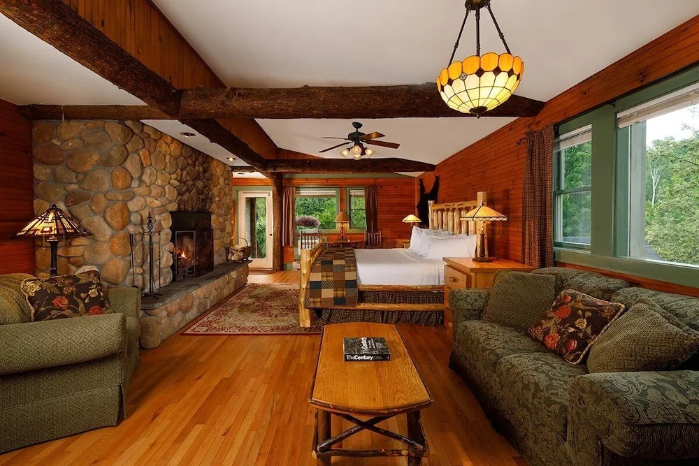 Friends Lake Inn - Chambres