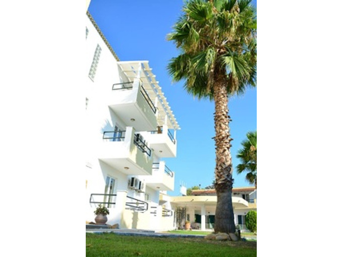 Cavos Beach House 2 *