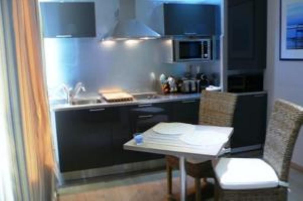 gallery_image_hidden_7