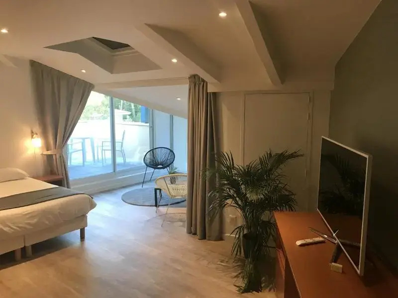 Standard Suite