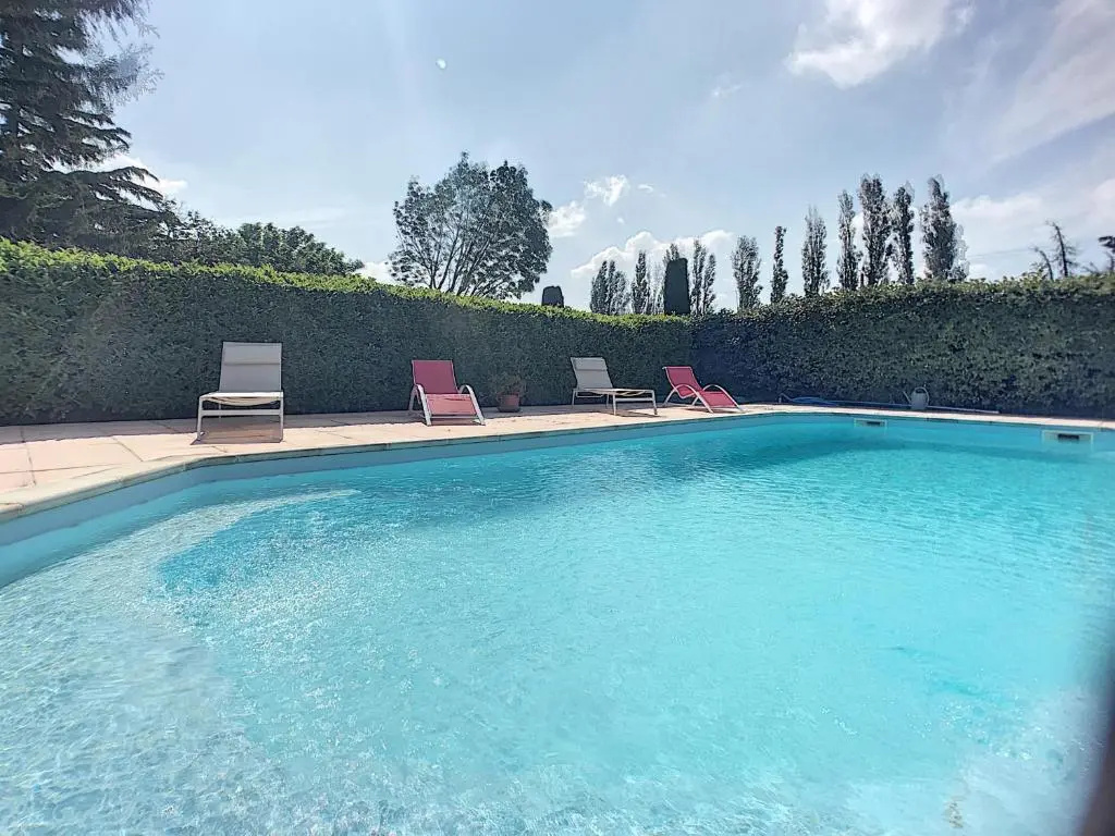 Afficher la photo 7 — Accent Immobilier - Maison Eygalieres, Piscine, 4/6 Pers