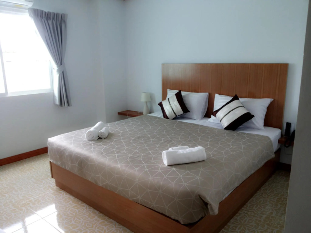 Standard Double room (full double bed)