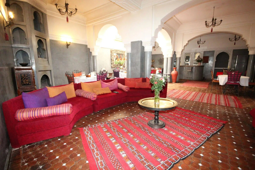 Hotel photo 12