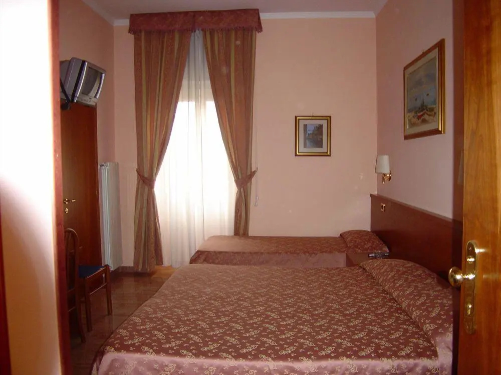1 Bedroom Standard room with city view