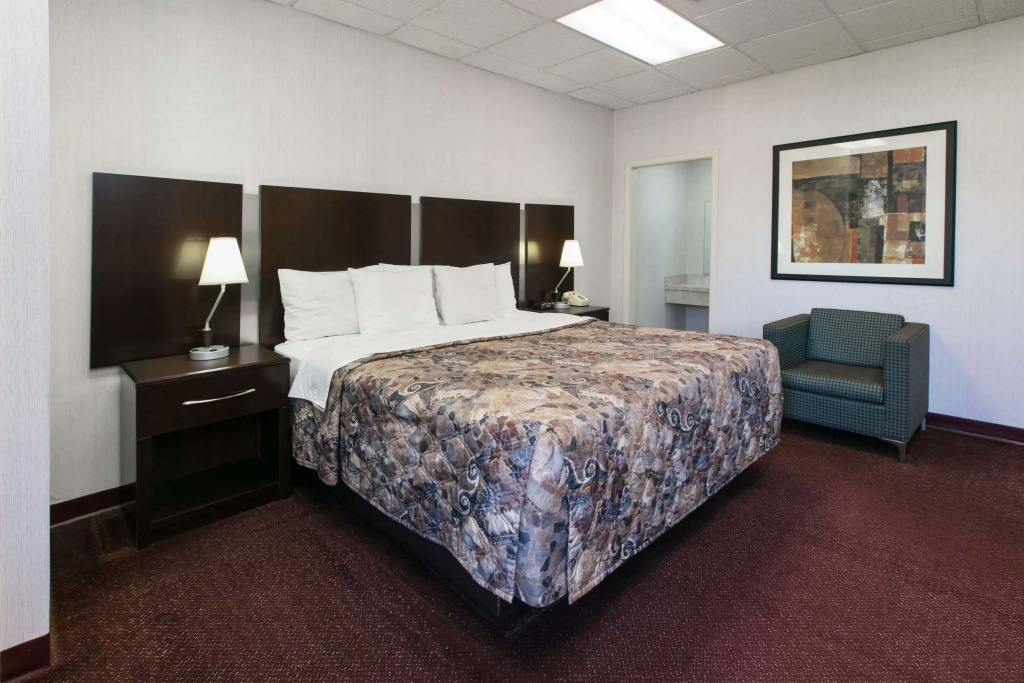 Standard Double room (full double bed)
