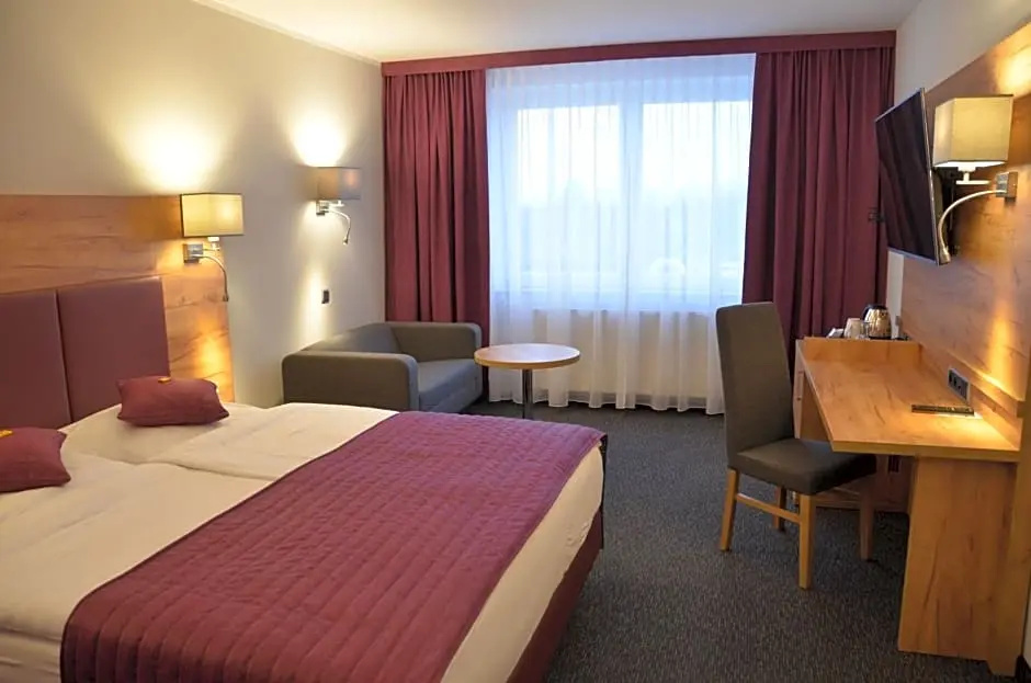Standard Double room (full double bed)