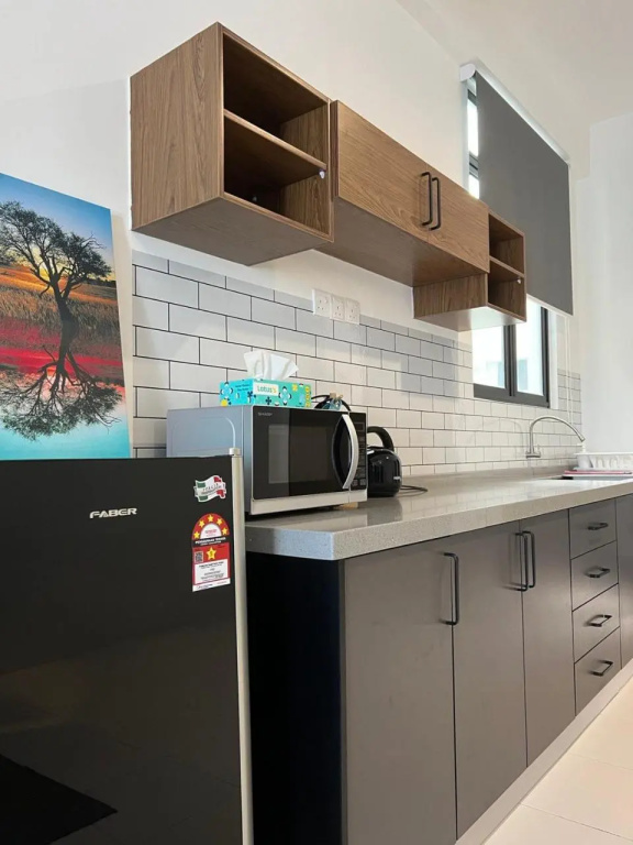 Imperio Professional Suites @ FD Homestay