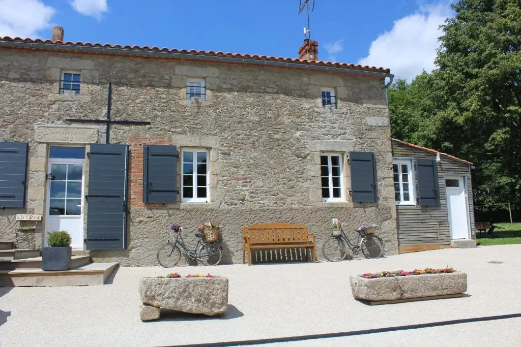 Chambres d'hôtes Logis Charrier Le Petit Bignon