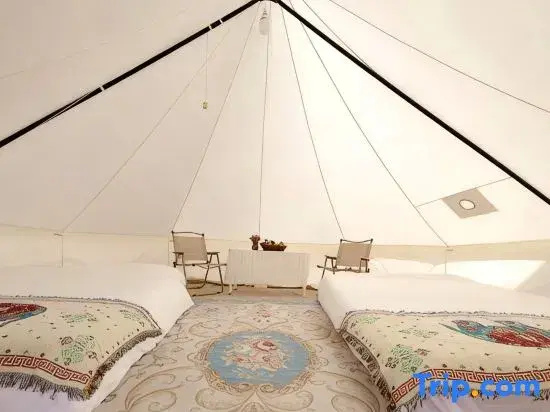 Tent (twin beds)