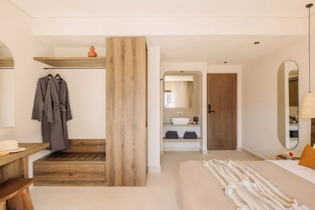 Superior room