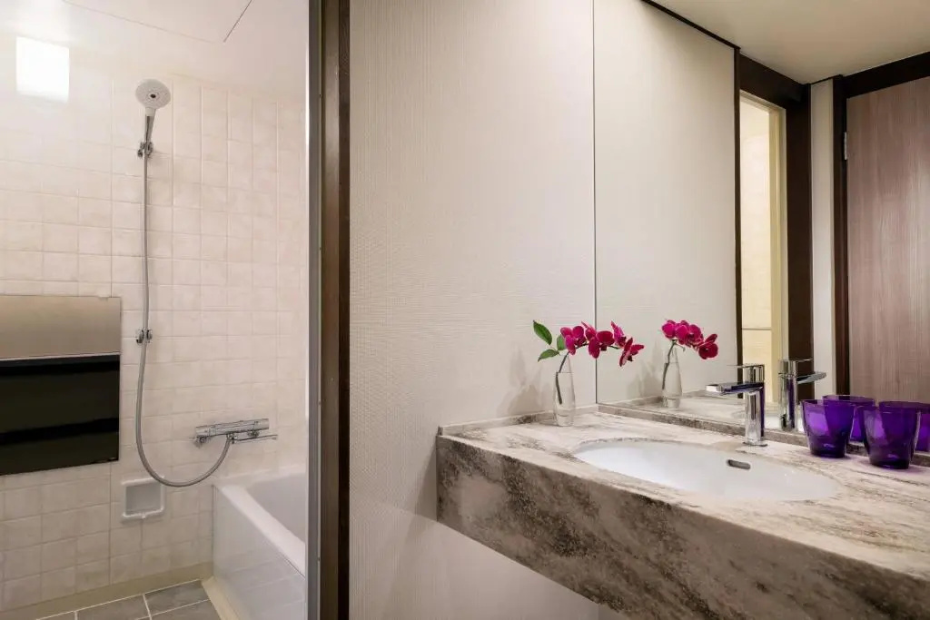 Lake Biwa Marriott Hotel — 6