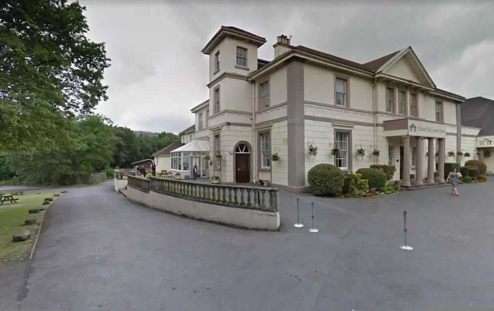 Room 8 - Manor Park Country House Wales