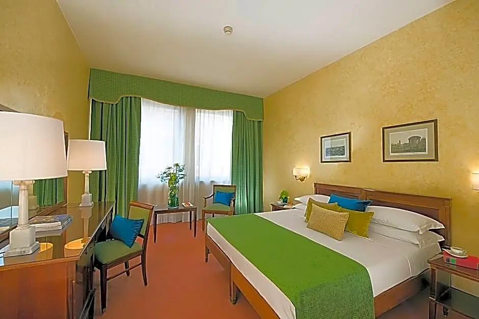 Bettoja Hotel Mediterraneo Room Type - Classic Triple Room