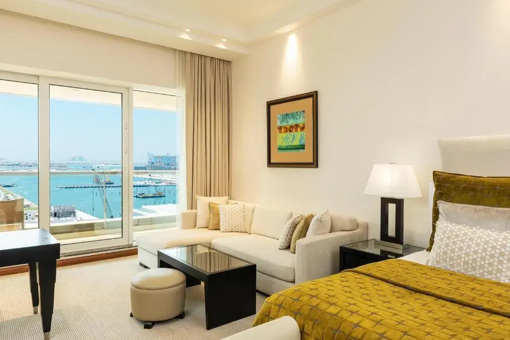 Двухместный номер Premier (2 отдельные кровати) в Grosvenor House, a Luxury Collection Hotel, Dubai