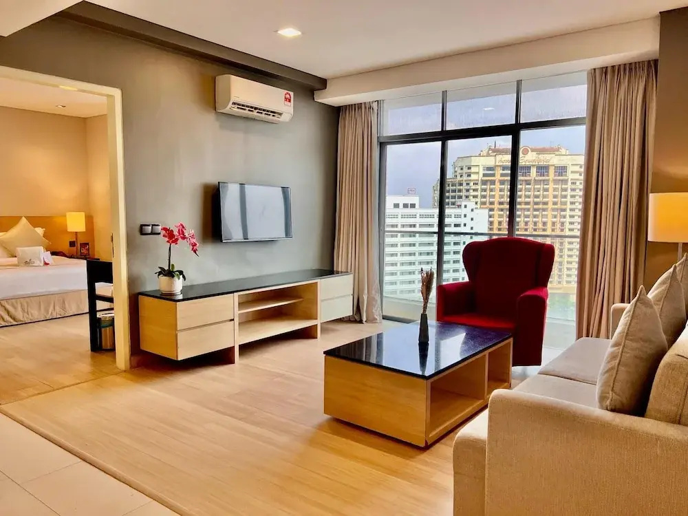 Premier room