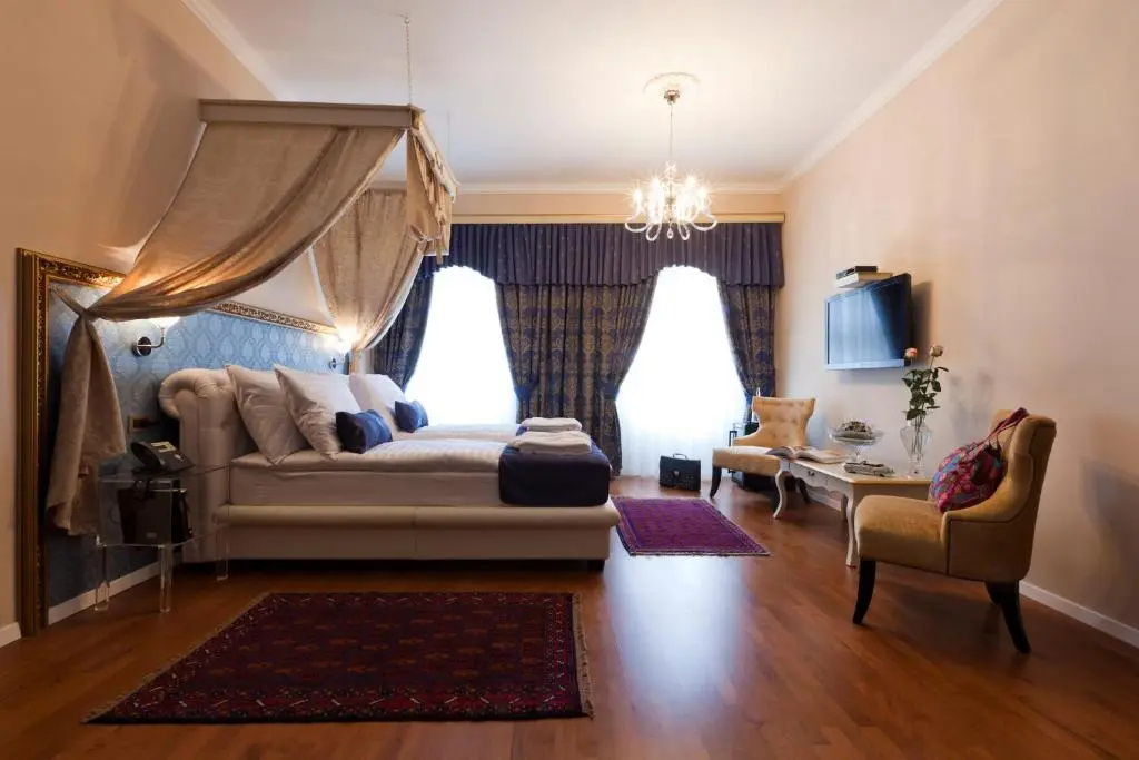 Suite