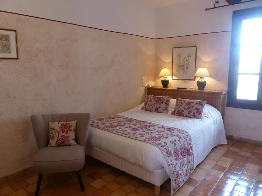 Hotel Charembeau - Chambres