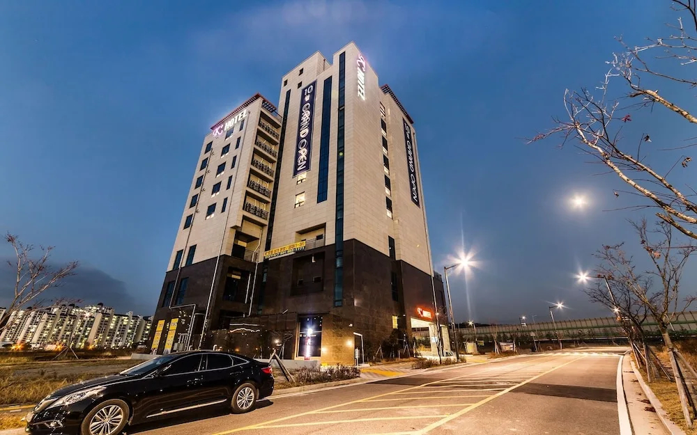 Yangju K Plus Hotel